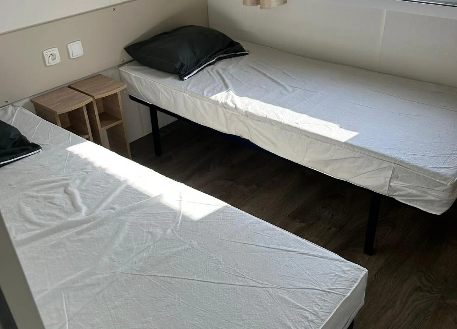 캠프장 Azur 77 호텔 Fréjus